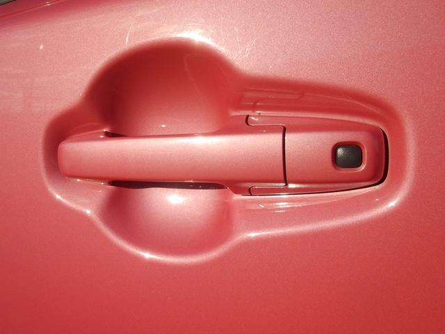 ハスラー ＨＹＢＲＩＤ　Ｘ　ディスプレイオーディオ　ＬＥＤヘッドランプ　キーレスプッシュスタート　ステアリングオーディオスイッチ　パーソナルテーブル　マイルドハイブリッド　衝突被害軽減ブレーキ　後退時ブレーキサポート　アルミホイール　シートヒーター（25枚目）