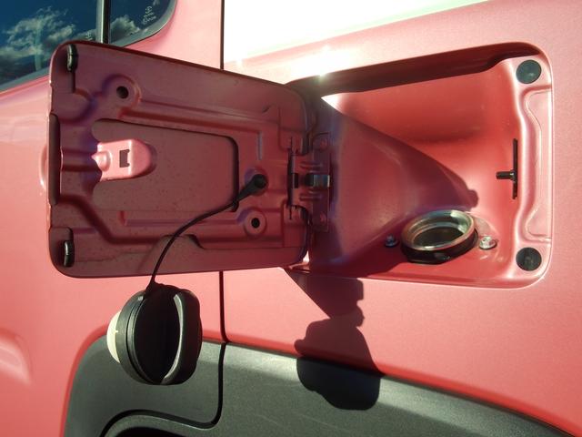 ハスラー ＨＹＢＲＩＤ　Ｘ　ディスプレイオーディオ　ＬＥＤヘッドランプ　キーレスプッシュスタート　ステアリングオーディオスイッチ　パーソナルテーブル　マイルドハイブリッド　衝突被害軽減ブレーキ　後退時ブレーキサポート　アルミホイール　シートヒーター（26枚目）