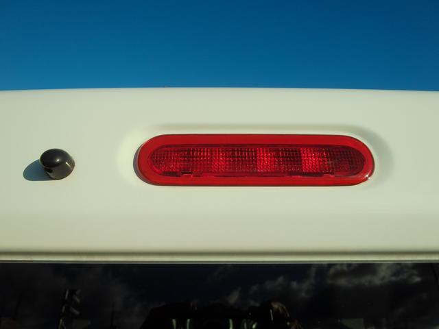 ハスラー ＨＹＢＲＩＤ　Ｘ　ディスプレイオーディオ　ＬＥＤヘッドランプ　キーレスプッシュスタート　ステアリングオーディオスイッチ　パーソナルテーブル　マイルドハイブリッド　衝突被害軽減ブレーキ　後退時ブレーキサポート　アルミホイール　シートヒーター（27枚目）