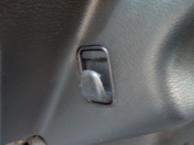 ハスラー ＨＹＢＲＩＤ　Ｘ　ディスプレイオーディオ　ＬＥＤヘッドランプ　キーレスプッシュスタート　ステアリングオーディオスイッチ　パーソナルテーブル　マイルドハイブリッド　衝突被害軽減ブレーキ　後退時ブレーキサポート　アルミホイール　シートヒーター（56枚目）