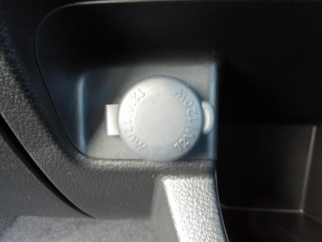 クロスビー ＨＹＢＲＩＤ　ＭＺ　オーディオレス　パドルシフト　ＬＥＤヘッドランプ　キーレスプッシュスタート　アダプティブクルーズコントロール　ステアリングオーディオスイッチ　パーソナルテーブル　マイルドハイブリッド　サポカー　シートヒーター　ターボ（56枚目）