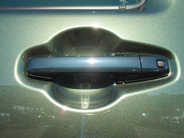 ハスラー タフワイルド　オーディオレス　ＬＥＤヘッドランプ　キーレスプッシュスタート　ルーフレール　アダプティブクルーズコントロール　ステアリングオーディオスイッチ　パーソナルテーブル　マイルドハイブリッド　サポカー　シートヒーター　ＥＳＰ（26枚目）