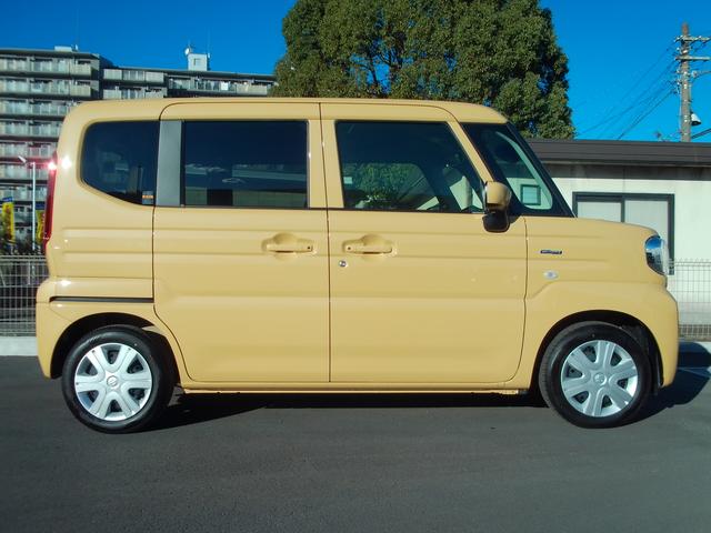 スペーシア ＨＹＢＲＩＤ　Ｘ　オーディオレス　両側電動スライドドア　マルチユースフラップ　ＬＥＤヘッドランプ　キーレスプッシュスタート　ステアリングオーディオスイッチ　スリムサーキュレーター　ロールサンシェード　パーソナルテーブル　サポカー（3枚目）