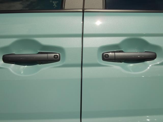 スペーシア ギア　ＨＹＢＲＩＤ　ＸＺターボ　全方位Ｍ付ナビ　４ＷＤ　両側電動スライドドア　スズキコネクト　パドルシフト　マルチユースフラップ　ＬＥＤヘッドランプ　キーレスプッシュスタート　ルーフレール　アダプティブクルーズコントロール　ステアリングオーディオスイッチ（29枚目）