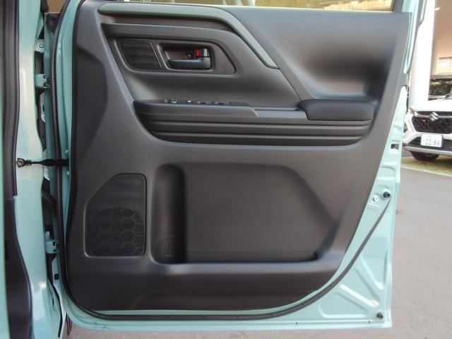 スペーシア ギア　ＨＹＢＲＩＤ　ＸＺターボ　全方位Ｍ付ナビ　４ＷＤ　両側電動スライドドア　スズキコネクト　パドルシフト　マルチユースフラップ　ＬＥＤヘッドランプ　キーレスプッシュスタート　ルーフレール　アダプティブクルーズコントロール　ステアリングオーディオスイッチ（42枚目）