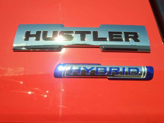 ハスラー タフワイルド　オーディオレス　ＬＥＤヘッドランプ　キーレスプッシュスタート　ルーフレール　アダプティブクルーズコントロール　ステアリングオーディオスイッチ　パーソナルテーブル　マイルドハイブリッド　サポカー　ＳＲＳサイドエアバッグ（15枚目）