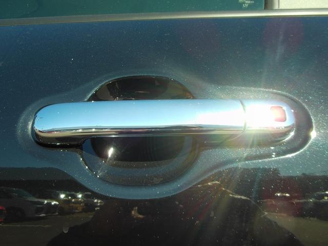 �ꉟ���Ńh�A�̎{���J�����Ȃ���郊�N�G�X�g�X�C�b�`��