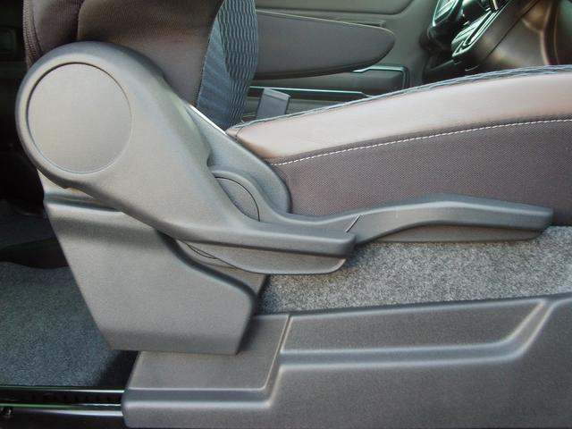 ���̃��o�[���g���ăV�[�g�̍��ʍ��𒲐��ł��܂���