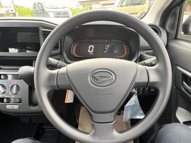 ミライース Ｌ　ＳＡＩＩＩ　届出済未使用車　禁煙　イモビライザー　両席エアバック　Ａストップ　横滑防止　リモコンキー　パワーウインドウ　ＡＡＣ　衝突安全ボディ　エアーバッグ　パワーステアリング　ＡＢＳ　オートライト（24枚目）