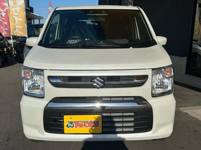 ワゴンＲ ＦＸ　届出済未使用車　シートヒーター搭載　リアセンサー　フリーキー　スマートキ－　助手席エアバッグ　盗難防止装置　運転席エアバック　横滑防止装置　フルフラット　フルオートエアコン　パワーステアリング　ＡＢＳ（6枚目）