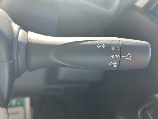 ワゴンＲ ＦＸ　届出済未使用車　シートヒーター搭載　リアセンサー　フリーキー　スマートキ－　助手席エアバッグ　盗難防止装置　運転席エアバック　横滑防止装置　フルフラット　フルオートエアコン　パワーステアリング　ＡＢＳ（21枚目）