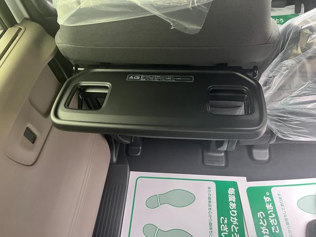 Ｎ－ＢＯＸジョイ ベースグレード　届出済未使用車　両側電動パワースライドドア　コンビニフック付きシートバックテーブル　アダクティブクルーズコントロール　レーンキープ　ＬＥＤランプ　オートＬＥＤ　前席シートヒーター　ＵＳＢソケット（41枚目）