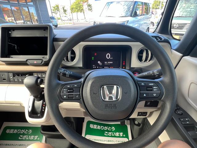 Ｎ－ＢＯＸ ベースグレード　届出済未使用車　クルーズコントロール　片側電動パワースライドドア　ＬＥＤヘッドライト　スマートキ－　コーナーセンサー　前席シートヒーター　フルフラットシート　ベンチシート　車線維持支援システム　ＡＢＳ（23枚目）