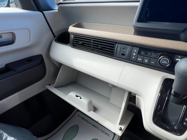 Ｎ－ＢＯＸ ベースグレード　届出済未使用車　クルーズコントロール　片側電動パワースライドドア　ＬＥＤヘッドライト　スマートキ－　コーナーセンサー　前席シートヒーター　フルフラットシート　ベンチシート　車線維持支援システム　ＡＢＳ（31枚目）