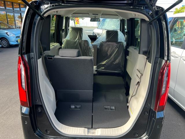 Ｎ－ＢＯＸ ベースグレード　届出済未使用車　クルーズコントロール　片側電動パワースライドドア　ＬＥＤヘッドライト　スマートキ－　コーナーセンサー　前席シートヒーター　フルフラットシート　ベンチシート　車線維持支援システム　ＡＢＳ（36枚目）