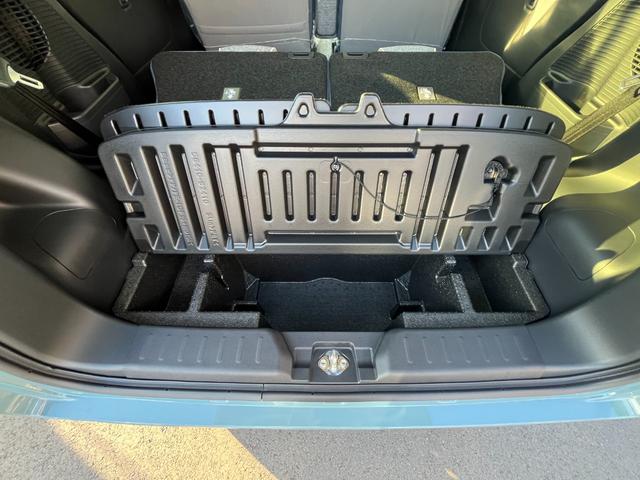 自動車保険  保険も取り扱っておりますので、当社にて一括でお車の手続きができます!是非お任せ下さい!