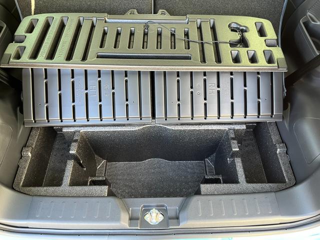 ムーヴキャンバス ストライプスＧ　届出済未使用車　両側電動スライドドア　レーダーブレーキサポート　フルフラット　横滑防止装置　キーフリーシステム　前席シートヒーター　ＬＥＤヘッドライト　エアバッグ　パワーウィンドウ　イモビライザー（22枚目）