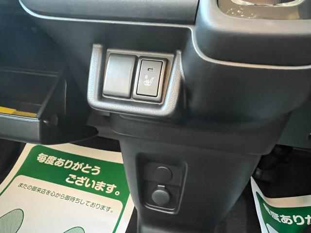 スペーシアカスタム ハイブリッドGS 届出済未使用車 アダプティブクルーズコントロール 衝突被害軽減ブレーキ LEDライト 前後ソナー 盗難防止 横滑り防止装置 前席シートヒーター パワステ ABS エアバッグ フルフラット エアコン(29枚目)