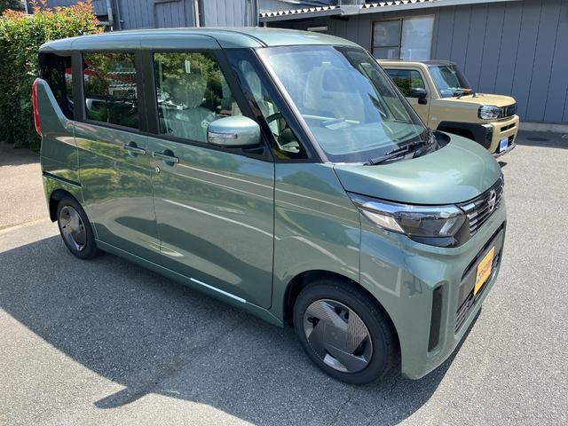 ルークス X 届出済未使用車 片側電動スライドドア アラウンドビューモニター LEDヘッドライト パーキングセンサー スマートキー ベンチシート 前後衝突軽減ブレーキ バックカメラ 衝突安全ボディ(7枚目)