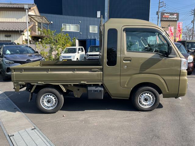 ハイゼットトラック ジャンボＳＡＩＩＩｔ　２ＷＤ　５ＭＴ　農業女子パック　社外フルセグ付きナビ　バックカメラ　前方ドライブレコーダー　ＥＴＣ　荷台ライト　パーキングソナ―　ＡＢＳ　パワステ　パワーウィンドウ　フロントフォグライト　社外スロコン（8枚目）