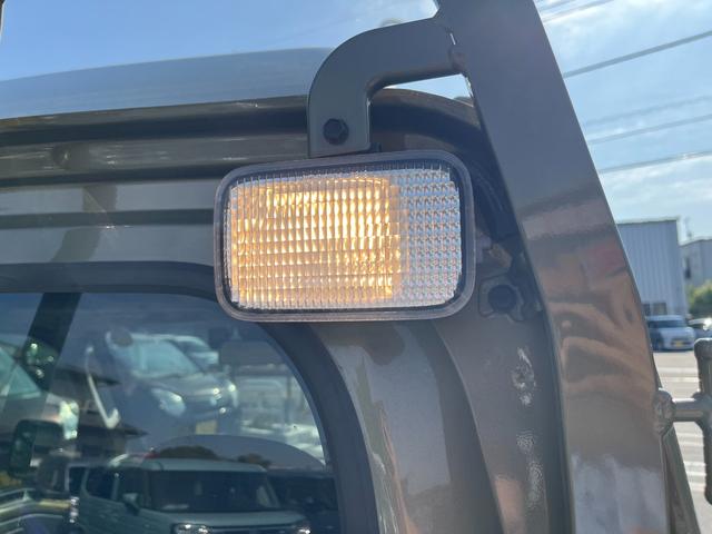 ハイゼットトラック ジャンボＳＡＩＩＩｔ　２ＷＤ　５ＭＴ　農業女子パック　社外フルセグ付きナビ　バックカメラ　前方ドライブレコーダー　ＥＴＣ　荷台ライト　パーキングソナ―　ＡＢＳ　パワステ　パワーウィンドウ　フロントフォグライト　社外スロコン（19枚目）