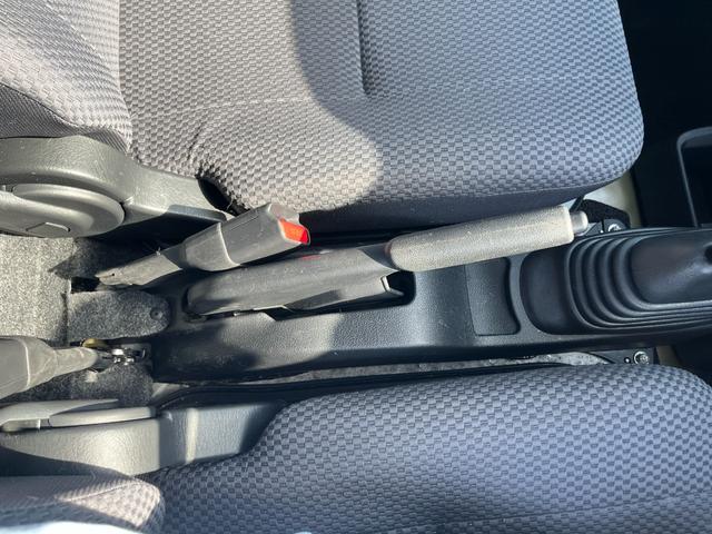 ハイゼットトラック ジャンボＳＡＩＩＩｔ　２ＷＤ　５ＭＴ　農業女子パック　社外フルセグ付きナビ　バックカメラ　前方ドライブレコーダー　ＥＴＣ　荷台ライト　パーキングソナ―　ＡＢＳ　パワステ　パワーウィンドウ　フロントフォグライト　社外スロコン（34枚目）