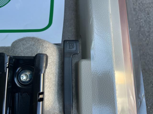 アルトラパン Ｘ　届出済未使用車　オートＬＥＤヘッドライト　オートハイビーム　前席シートヒーター　パーキングソナ―　スマートキー　ベンチシート　フルフラット　衝突軽減ブレーキ　衝突安全ボディ　アイドリングストップ（19枚目）