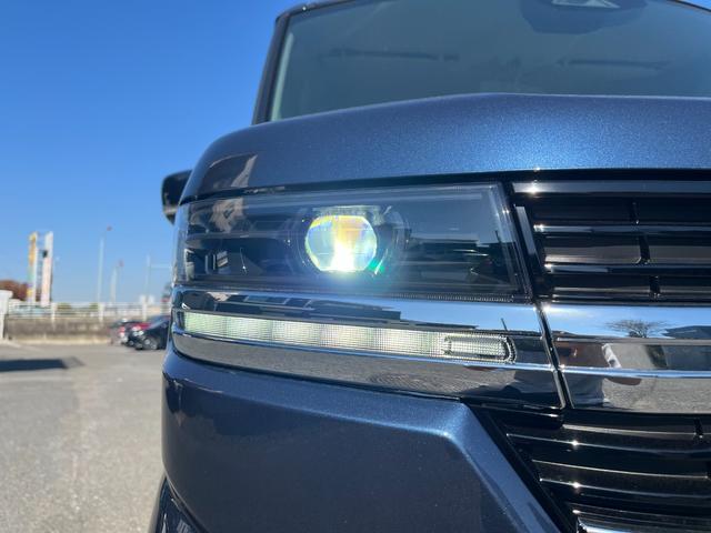 スペーシアカスタム ハイブリッドＸＳ　届出済未使用車　両側電動パワースライドドア　クルーズコントロール　パーキングソナ―　オートＬＥＤヘッドライト　前席シートヒーター　ステアリングヒーター　スマートキー　ベンチシート　フルフラット（15枚目）