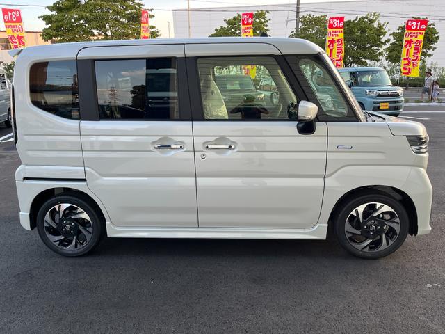 スペーシアカスタム ハイブリッドXS 届出済未使用車 両側電動パワースライドドア クルーズコントロール パーキングソナ― オートLEDヘッドライト 前席シートヒーター ステアリングヒーター スマートキー ベンチシート フルフラット(7枚目)