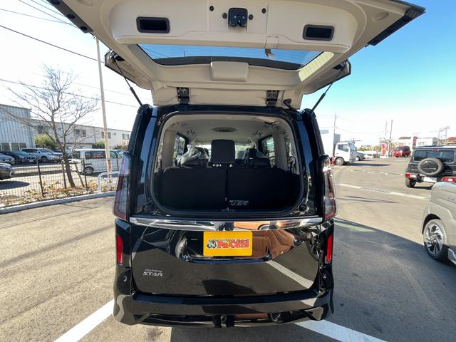 セレナ ハイウェイスターV 届出済未使用車 両側電動パワースライドドア プロパイロット オートLEDヘッドライト ハイビームアシスト パーキングソナ― 三列シート ウォークスルー フルフラット スマートキー デュアルバックドア(41枚目)