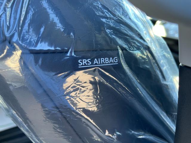 セレナ ハイウェイスターV 届出済未使用車 両側電動パワースライドドア プロパイロット オートLEDヘッドライト ハイビームアシスト パーキングソナ― 三列シート ウォークスルー フルフラット スマートキー デュアルバックドア(48枚目)