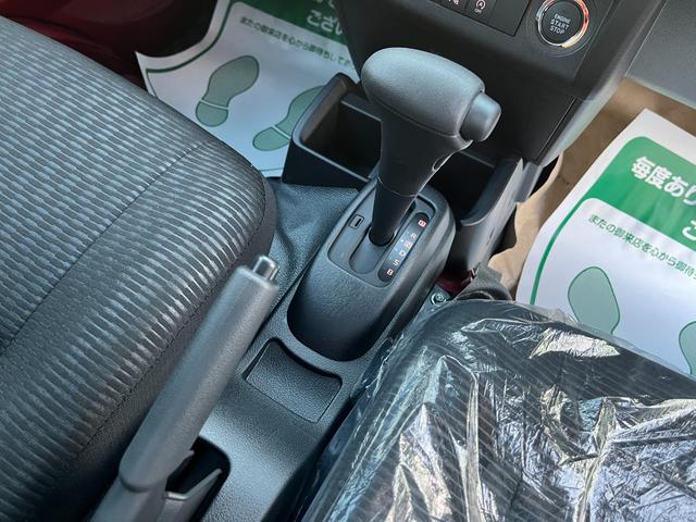 新車ディーラーさんと同様のメンテナンスパックの取り扱いもしております。タカスメンテナンスパックのご加入で、半年ごとの点検、次回車検時の整備費用、消耗品が通常料金の約半額にてご案内をいたしております！！