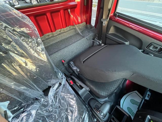 自動車保険　　保険も取り扱っておりますので、当社にて一括でお車の手続きができます！是非お任せ下さい！