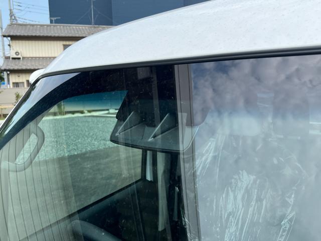 ハイゼットカーゴ クルーズターボ　届出済未使用車　ターボ　ＬＥＤヘッドライト　ＬＥＤフォグランプ　ＬＥＤルームランプ　電動格納ドアミラー　スマートキー　プッシュスタート　パワーウインド　ＡＢＳ　マニュアルエアコン　パワステ（15枚目）
