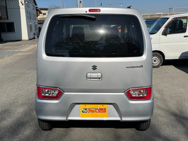 ワゴンＲ ＦＸ　届出済未使用車　運転席シートヒーター　パーキングソナー　衝突軽減ブレーキサポート　運転席助手席エアバック　キーレスエントリーシステム　セキュリティアラーム　フルフラット　オートハイビーム　オートライト（10枚目）