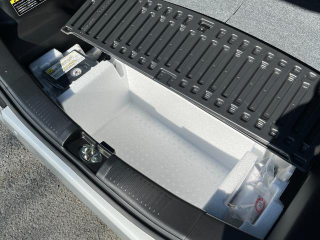 ワゴンＲ ＦＸ　届出済未使用車　運転席シートヒーター　パーキングソナー　衝突軽減ブレーキサポート　運転席助手席エアバック　キーレスエントリーシステム　セキュリティアラーム　フルフラット　オートハイビーム　オートライト（21枚目）