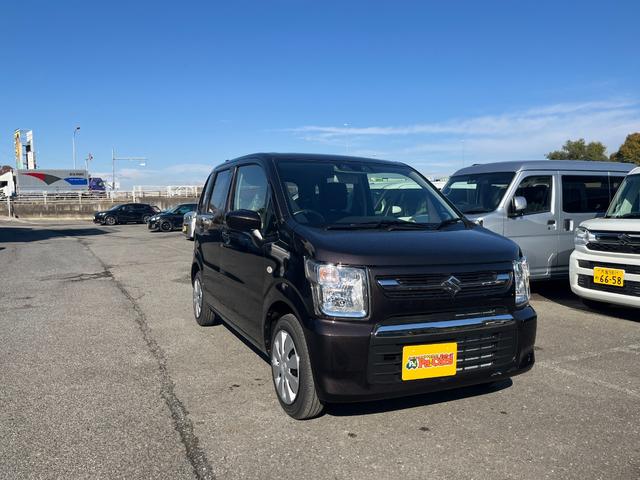 ワゴンＲ ＦＸ　届出済未使用車　運転席シートヒーター　パーキングソナー　衝突軽減ブレーキサポート　運転席助手席エアバック　キーレスエントリーシステム　セキュリティアラーム　フルフラット　オートハイビーム　オートライト（7枚目）