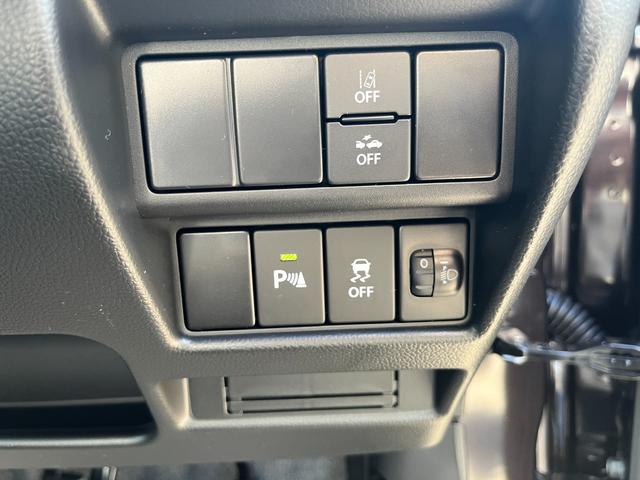 ワゴンＲ ＦＸ　届出済未使用車　運転席シートヒーター　パーキングソナー　衝突軽減ブレーキサポート　運転席助手席エアバック　キーレスエントリーシステム　セキュリティアラーム　フルフラット　オートハイビーム　オートライト（18枚目）