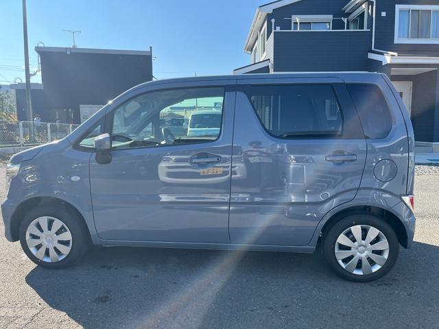 ワゴンＲ ＦＸ　届出済未使用車　運転席シートヒーター　パーキングソナー　衝突軽減ブレーキサポート　運転席助手席エアバック　キーレスエントリーシステム　セキュリティアラーム　フルフラット　オートハイビーム　オートライト（12枚目）