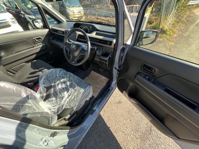 ワゴンＲ ＦＸ　届出済未使用車　運転席シートヒーター　パーキングソナー　衝突軽減ブレーキサポート　運転席助手席エアバック　キーレスエントリーシステム　セキュリティアラーム　フルフラット　オートハイビーム　オートライト（15枚目）