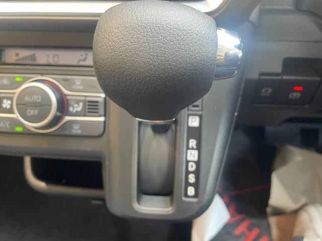 ムーヴ Ｇ　届出済未使用車　片側電動パワースライドドア　オートＬＥＤヘッドライト　オートハイビーム　フォグランプ　パーキングソナ―　電動サイドブレーキ　ブレーキホールド　ベンチシート　スマートキー（33枚目）