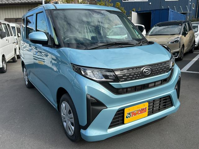 ムーヴ Ｌ　届出済未使用車　両側手動スライドドア　オートＬＥＤヘッドライト　電動格納ミラー　オートハイビーム　キーレスエントリー　パーキングソナ―　足踏み式パーキングブレーキ　　ベンチシート　ＡＢＳ　パワステ（7枚目）