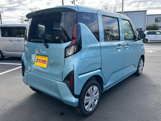 ムーヴ Ｌ　届出済未使用車　両側手動スライドドア　オートＬＥＤヘッドライト　電動格納ミラー　オートハイビーム　キーレスエントリー　パーキングソナ―　足踏み式パーキングブレーキ　　ベンチシート　ＡＢＳ　パワステ（9枚目）