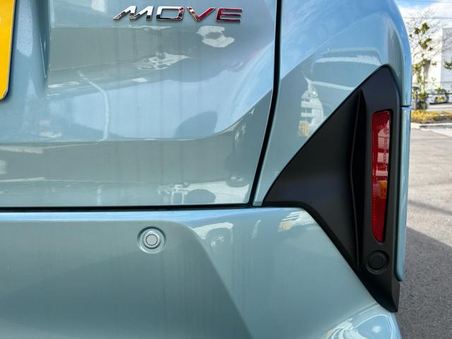 ムーヴ Ｌ　届出済未使用車　両側手動スライドドア　オートＬＥＤヘッドライト　電動格納ミラー　オートハイビーム　キーレスエントリー　パーキングソナ―　足踏み式パーキングブレーキ　　ベンチシート　ＡＢＳ　パワステ（16枚目）
