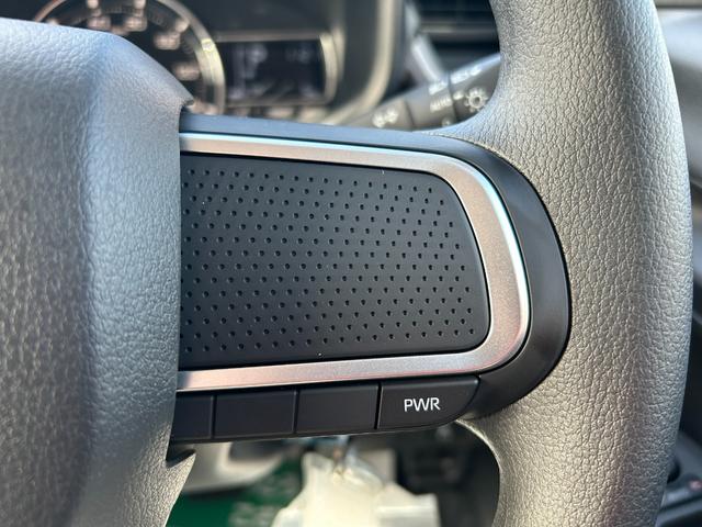 ムーヴ Ｌ　届出済未使用車　両側手動スライドドア　オートＬＥＤヘッドライト　電動格納ミラー　オートハイビーム　キーレスエントリー　パーキングソナ―　足踏み式パーキングブレーキ　　ベンチシート　ＡＢＳ　パワステ（24枚目）