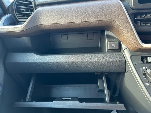 ムーヴ Ｌ　届出済未使用車　両側手動スライドドア　オートＬＥＤヘッドライト　電動格納ミラー　オートハイビーム　キーレスエントリー　パーキングソナ―　足踏み式パーキングブレーキ　　ベンチシート　ＡＢＳ　パワステ（39枚目）