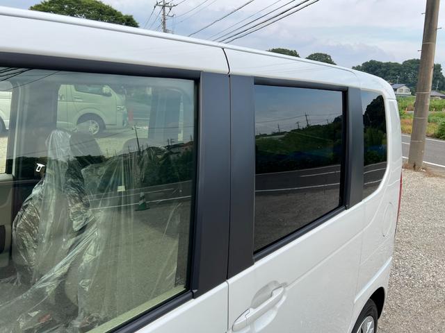 Ｎ－ＢＯＸ ベースグレード　届出済未使用車　助手席側電動スライドドア　ＬＥＤヘッドライト　シートヒーター　ベンチシート　電動サイドブレーキ　ブレーキホールド　フルフラットシート　スマートキー　クルーズコントロール（14枚目）