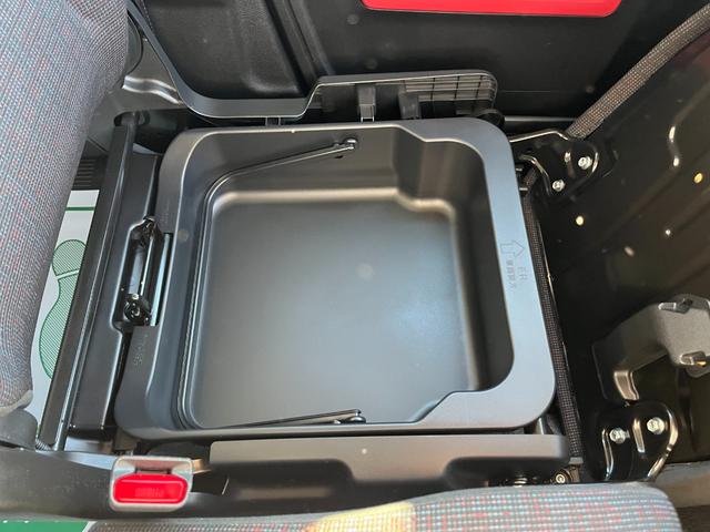 スペーシア ハイブリッドＧ　両側スライドドア　社外フルセグＴＶ付ナビ　ＥＴＣ　前方ドライブレコーダー　パーキングソナー　ベンチシート　バックカメラ　スマートキープッシュスタート　オートライト　フルフラットシート（37枚目）