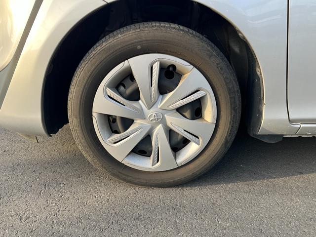 シエンタ Ｇ　両側電動パワースライドドア　フルセグＴＶ付純正ナビ　３６０°カメラ　前方ドライブレコーダー　前席シートヒーター　ステアリングヒーター　三列シート　衝突軽減ブレーキ　パーキングソナー　ＬＥＤヘッドライト（12枚目）