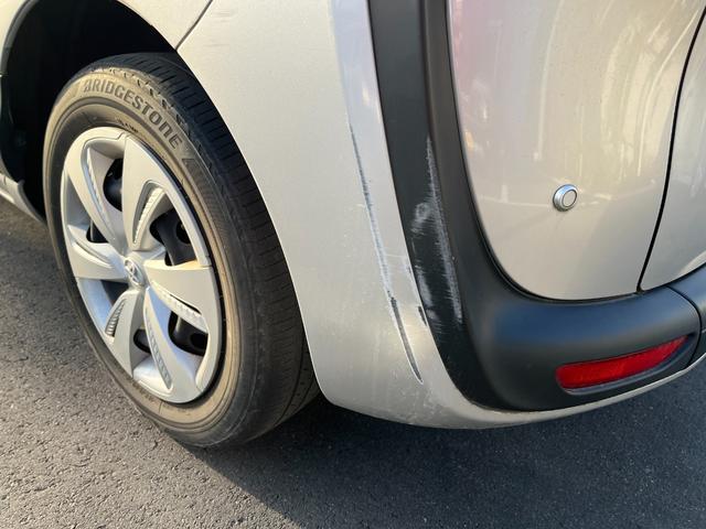 シエンタ Ｇ　両側電動パワースライドドア　フルセグＴＶ付純正ナビ　３６０°カメラ　前方ドライブレコーダー　前席シートヒーター　ステアリングヒーター　三列シート　衝突軽減ブレーキ　パーキングソナー　ＬＥＤヘッドライト（16枚目）